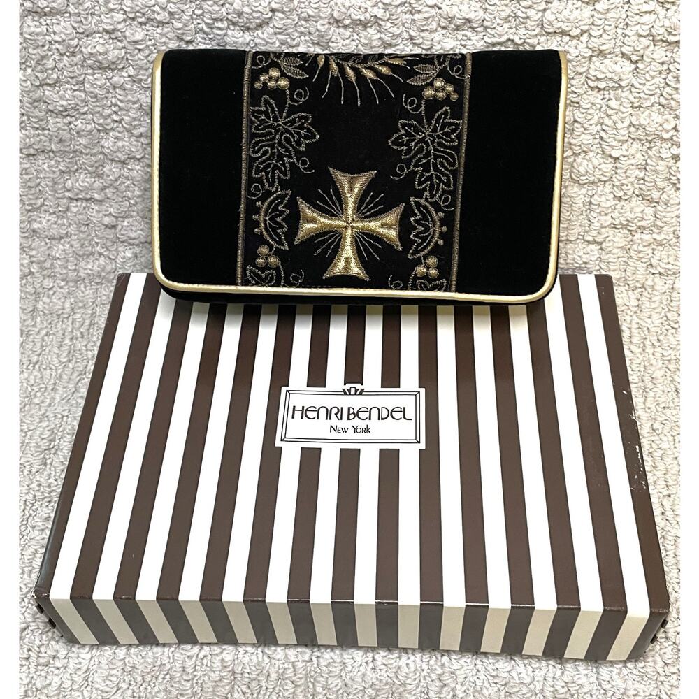 Casleigh Black Velvet Clutch Bag NWT BOX Henri Bendel Maltese Cross Gold Emb